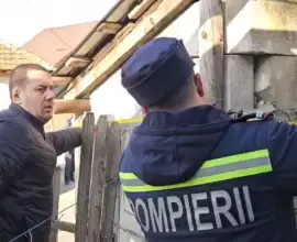 Foto Alerta ISU Olt: Alunecarea de teren de pe strada Grădiște este în evoluție și monitorizată permanent (VIDEO)