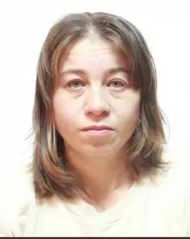 Foto Femeie dispărută din Văleni, căutată de polițiști. A plecat de acasă împreună cu fiul de 4 ani