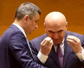 Foto Compromis la vârful Coaliției: Pachetul social PSD trece, plățile către magistrați se amână. Bolojan: „Nu creștem deficitul!”