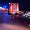 Foto Accident pe DEx12, la Albota. Un autoturism acroşat de un autocar