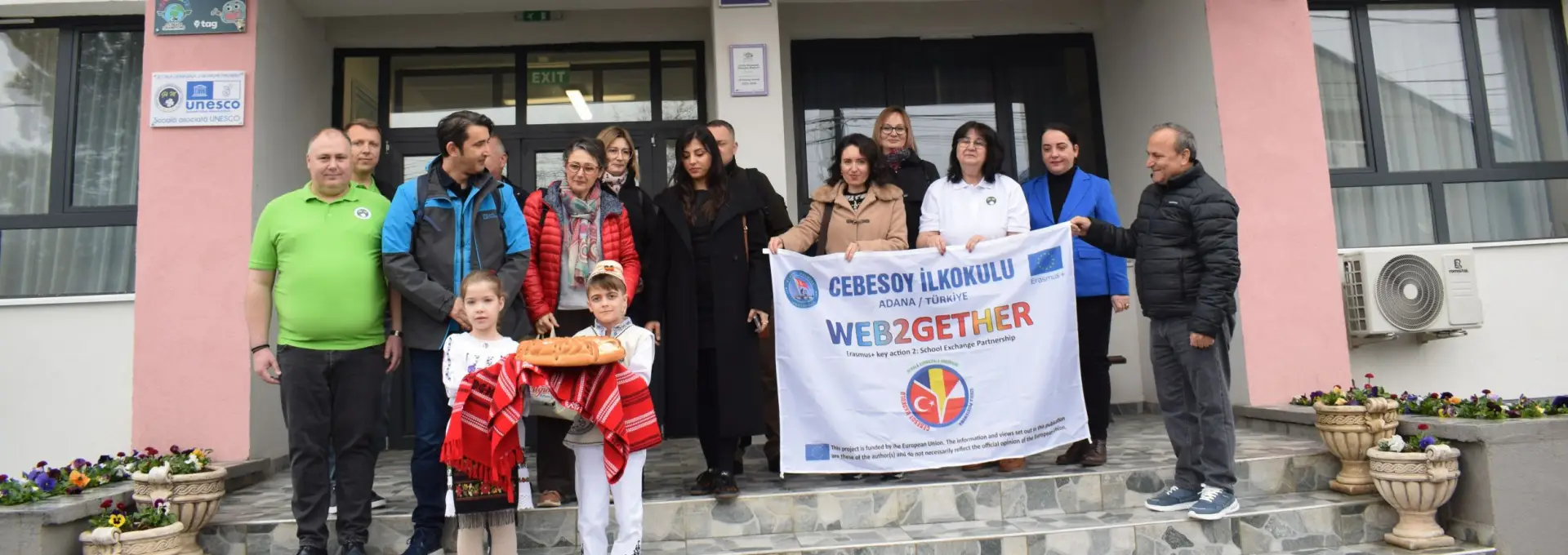 Foto Caracal devine polul educației digitale: Profesori din Polonia și Turcia, în schimb de experiență la Școala „Gheorghe Magheru”