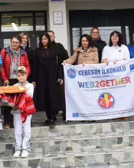 Foto Caracal devine polul educației digitale: Profesori din Polonia și Turcia, în schimb de experiență la Școala „Gheorghe Magheru”