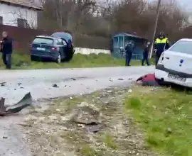 Foto Accident la Cârlogani. O persoană, la spital