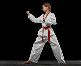 Foto Top 7 echipamente esențiale pentru un începător în arte marțiale 