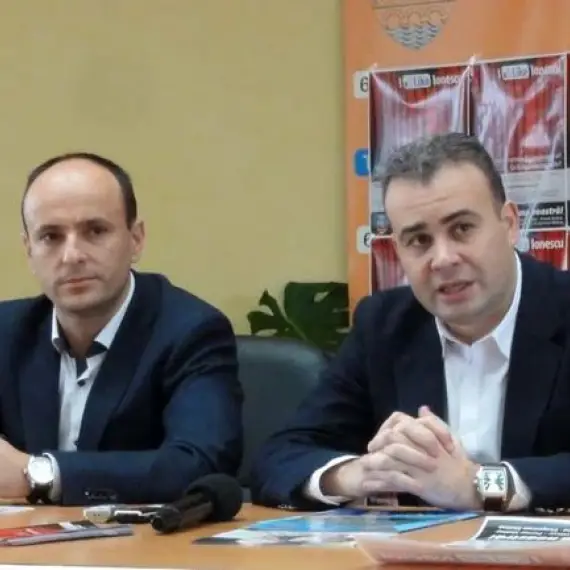 Foto Doi foşti primari ai Slatinei, aproape de eliberarea din închisoare