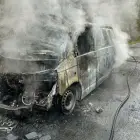 Foto Incendiu la o autoutilitară pe Drumul Județean 546A, în zona localității Schitu