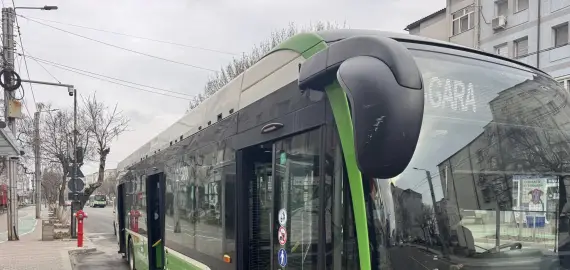 Foto Recompense la Loctrans: Șoferi acuzați de fraudă, reangajați după campania lui De Mezzo