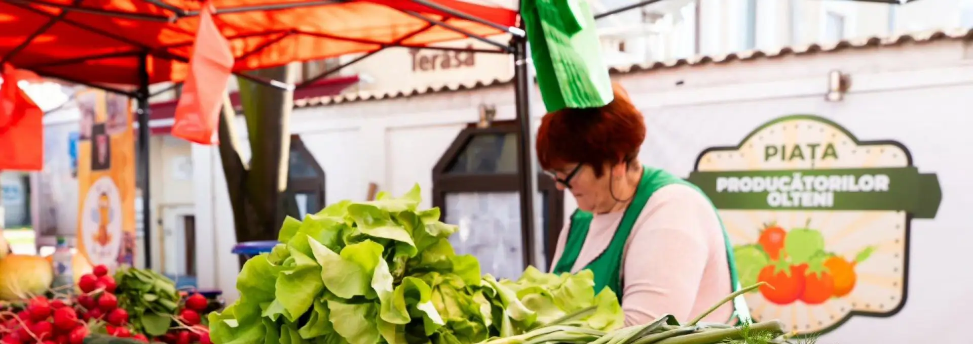 Foto Piața Producătorilor Olteni s-a redeschis de Florii: Ministrul Agriculturii, prezent la Slatina