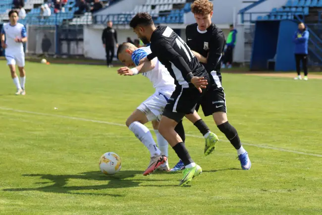 Foto CSM Slatina îşi asigură matematic menţinerea în Liga a II-a, dar ratează victoria cu Ceahlăul