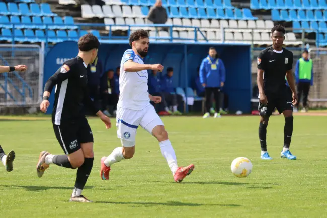 Foto CSM Slatina îşi asigură matematic menţinerea în Liga a II-a, dar ratează victoria cu Ceahlăul