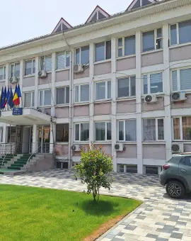 Foto Balș taxează dur jocurile de noroc: 500 de euro pe metru pătrat pentru cazinouri