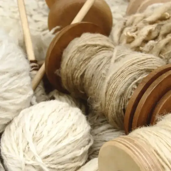 Foto Ministerul Economiei, obligat să dea 182 de milioane lei: Victorie pentru fabrica de lână din Olt