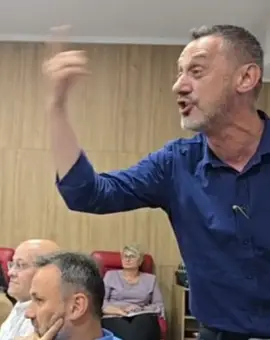 Foto Scandal la Slatina: Solicitarea primarului Mario De Mezzo privind graficele Poliției, un abuz 