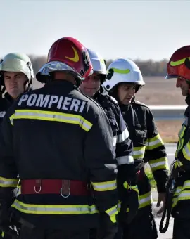 Foto ISU Olt organizează la Slatina întrecerea echipajelor de descarcerare și prim ajutor calificat