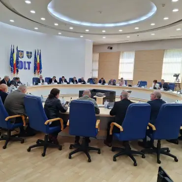 Foto Investiții record în județul Olt: Buget de 52,7 milioane de euro pentru drumuri, sănătate și asistență socială