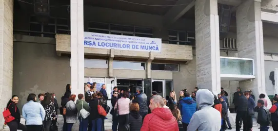 Foto Peste 700 de persoane şi-au găsit un loc de muncă, în primele trei luni ale anului, cu sprijinul AJOFM Olt