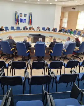 Foto CJ Olt salvează investițiile din teritoriu: Fonduri pentru primul drum asfaltat din Ștefan cel Mare și dispensarul din Oboga