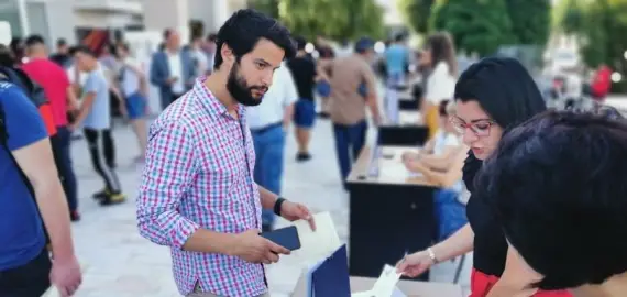 Foto Bursa locurilor de muncă, în Slatina şi Caracal, pe data de 8 mai