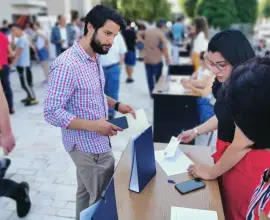 Foto Bursa locurilor de muncă, în Slatina şi Caracal, pe data de 8 mai