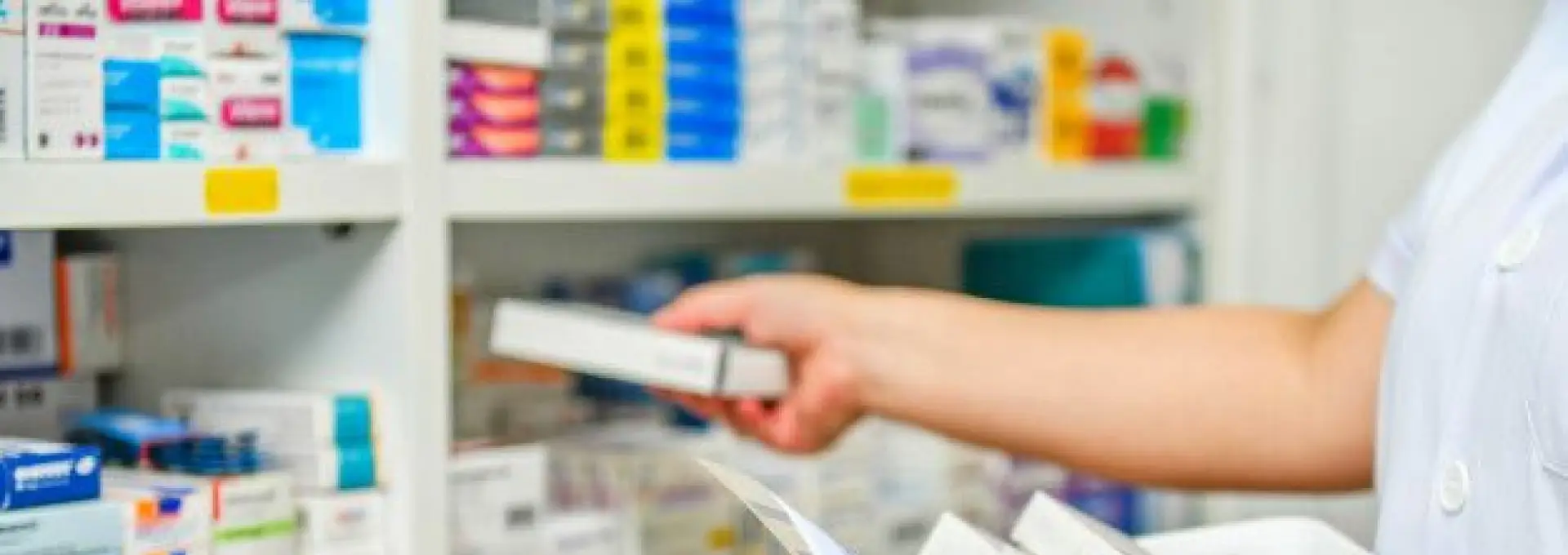 Foto Peste 60 de farmacii rămân deschise de 1 Mai în județul Olt