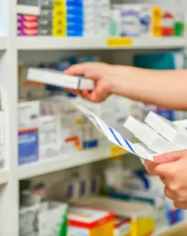 Foto Peste 60 de farmacii rămân deschise de 1 Mai în județul Olt