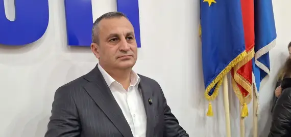 Foto Marius Oprescu, mesaj tranșant pentru PNL și USR: „Dacă vreți în opoziție, atunci plecați de tot! Acasă!”