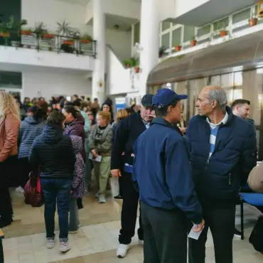 Foto Bursă a locurilor de muncă cu peste 500 de oportunități pentru cei aflați în căutarea unui job