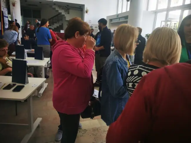 Foto Puțini candidați interesați real de angajare la Bursa Locurilor de Muncă organizată în Slatina şi Caracal