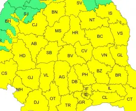 Foto Meteorologii au extins Codul Galben de ploi torenţiale, grindină si vijelii