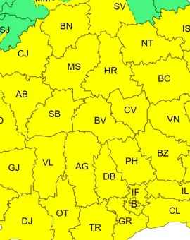 Foto Meteorologii au extins Codul Galben de ploi torenţiale, grindină si vijelii