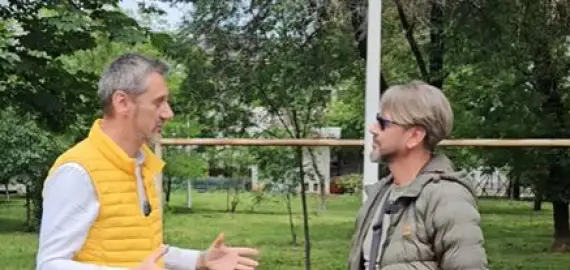 Foto Slatina în fierbere: Referendum pentru demiterea primarului Mario De Mezzo