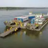 Foto Traversarea Dunării cu bacul, suspendată la Bechet-Oryahovo, din cauza vântului foarte puternic