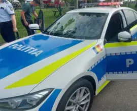 Foto Reţinut de poliţişti după ce şi-a bătut bunicul pe stradă, în Caracal