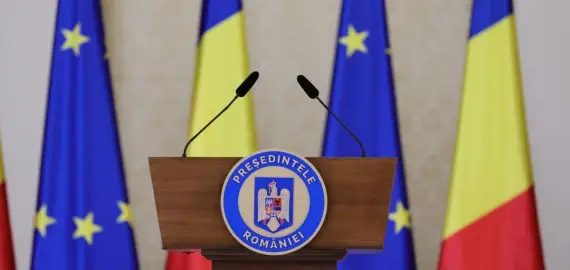 Foto Consultări oficiale după demiterea Guvernului Bolojan: Nicușor Dan cheamă partidele luni pentru desemnarea noului premier