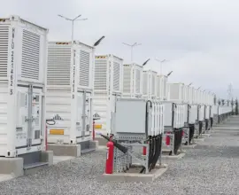 Foto Mega-investiție în baterii: Județul Olt devine polul stocării de energie cu sprijinul unui gigant austriac