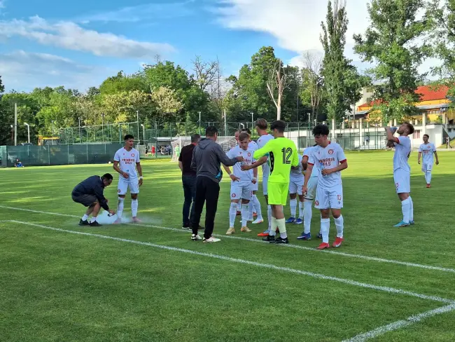Foto Academica Balş, victorie cu Jiul Petroşani în încheierea sezonului