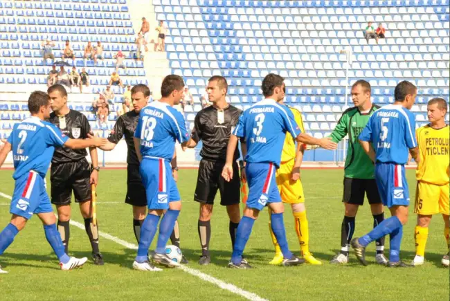 Foto Petrolul Ţicleni - CSM Slatina, rezultat final 0-4. Slătinenii merg în Liga a III-a. Marius Popa: „Echipa a fost peste aşteptările mele“