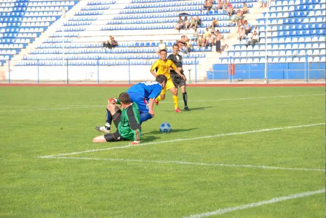 Foto Petrolul Ţicleni - CSM Slatina, rezultat final 0-4. Slătinenii merg în Liga a III-a. Marius Popa: „Echipa a fost peste aşteptările mele“