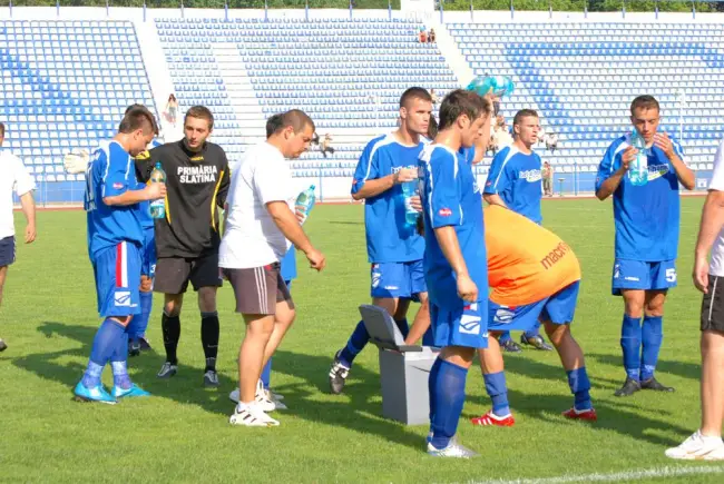 Foto Petrolul Ţicleni - CSM Slatina, rezultat final 0-4. Slătinenii merg în Liga a III-a. Marius Popa: „Echipa a fost peste aşteptările mele“