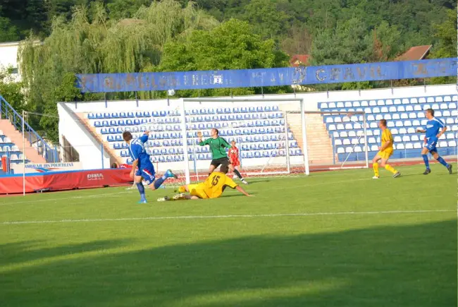 Foto Petrolul Ţicleni - CSM Slatina, rezultat final 0-4. Slătinenii merg în Liga a III-a. Marius Popa: „Echipa a fost peste aşteptările mele“