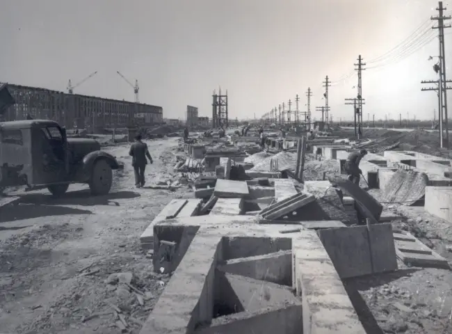 Foto ALRO - de la bauxită, la produse pentru  industria aeronautică