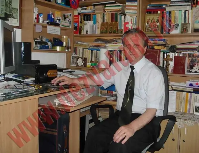 Foto Preotul porno de la Biserica Sfântul Nicolae din Slatina
