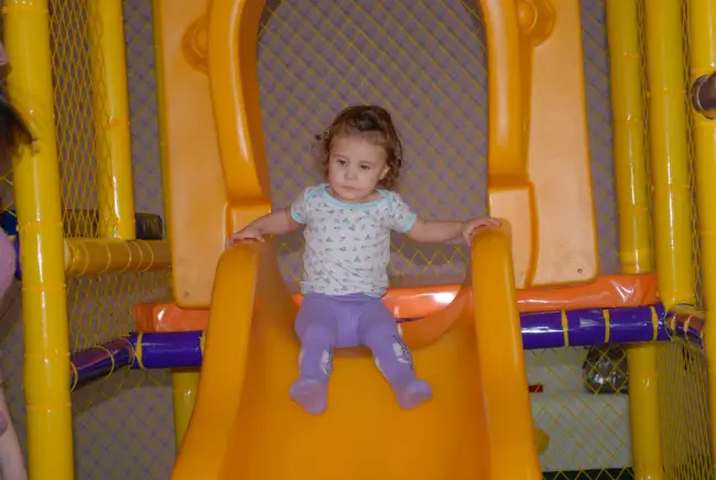 Foto Dodolino, primul loc de joacă pentru micii slătineni