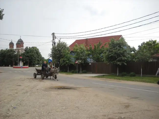 Foto Comuna Tufeni, ştearsă de pe harta României de Guvern