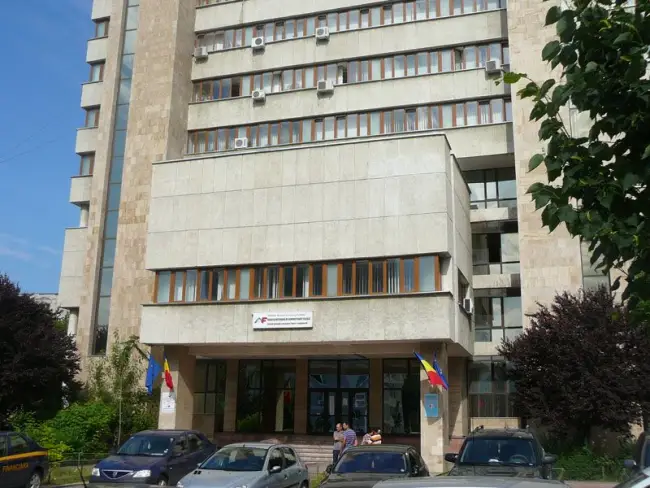 Foto DGFP Olt face afaceri de miliarde cu o firmă implicată într-un dosar de corupţie