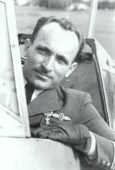 Foto Olteanul Alexandru Şerbănescu, as al aviaţiei de vânătoare române