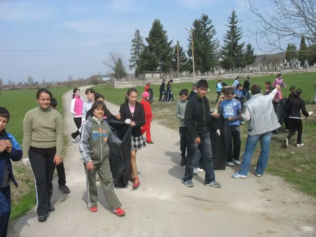 Foto Şcolile oltene, pentru un mediu mai curat de Ziua Mondială a Apei