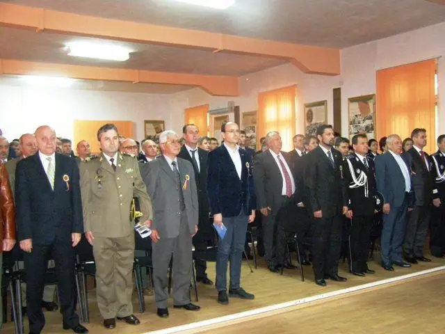 Foto FOTO. Şcoala de Poliţie Slatina, la 40 de ani. Şefii IGPR, autorităţile locale şi foştii comandanţi, la marcarea evenimentului