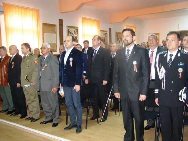 Foto FOTO. Şcoala de Poliţie Slatina, la 40 de ani. Şefii IGPR, autorităţile locale şi foştii comandanţi, la marcarea evenimentului