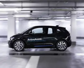 Foto CES 2015: BMW mai face un pas spre maşinile complet autonome 